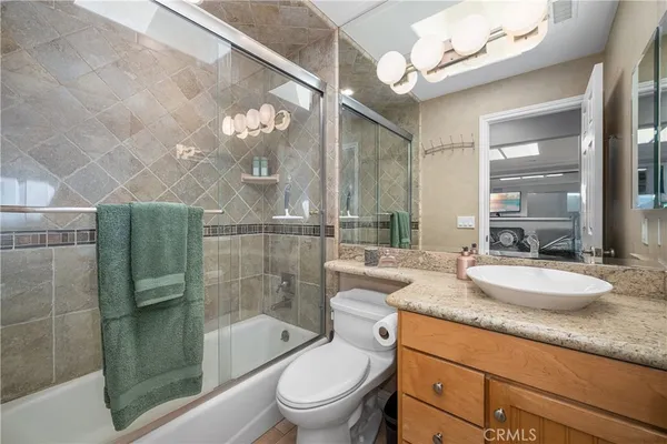 $3,059,999 | 140 12th Street, Seal Beach, CA 90740