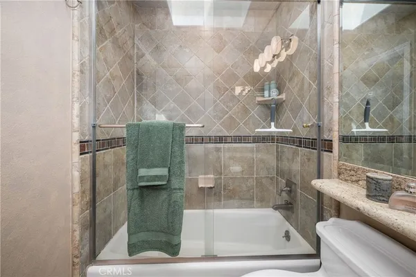 $3,059,999 | 140 12th Street, Seal Beach, CA 90740