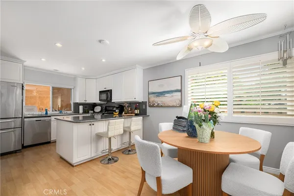 $3,059,999 | 140 12th Street, Seal Beach, CA 90740