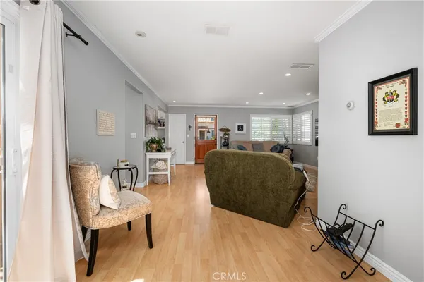 $3,059,999 | 140 12th Street, Seal Beach, CA 90740