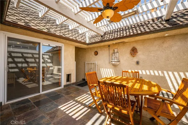 $3,059,999 | 140 12th Street, Seal Beach, CA 90740