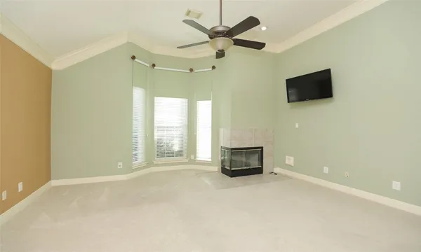 $2,895 | 7502 Holly Court Estates, Houston, TX 77095