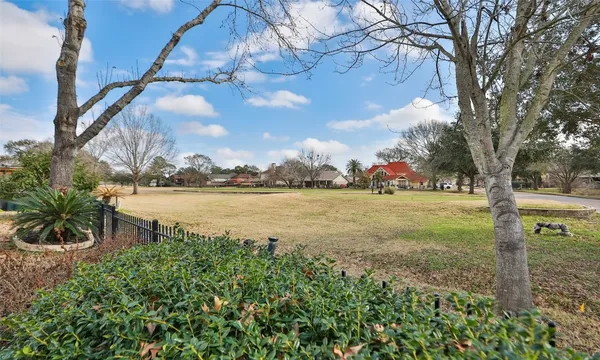 $2,895 | 7502 Holly Court Estates, Houston, TX 77095