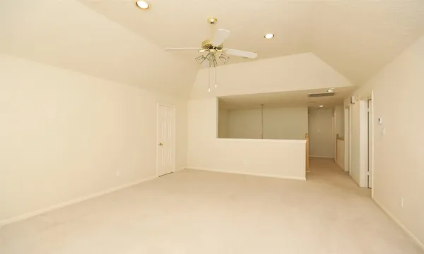 $2,895 | 7502 Holly Court Estates, Houston, TX 77095