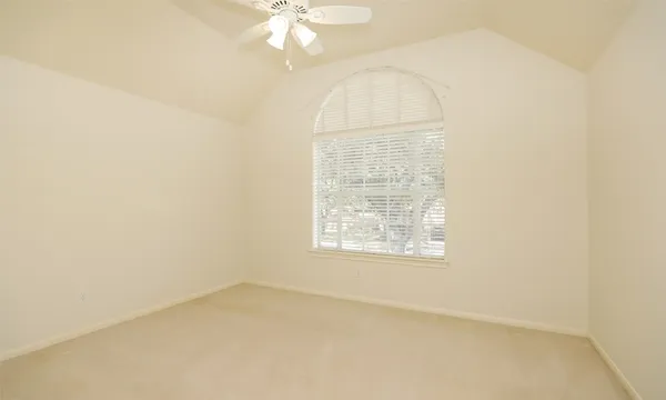 $2,895 | 7502 Holly Court Estates, Houston, TX 77095