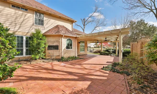 $2,895 | 7502 Holly Court Estates, Houston, TX 77095