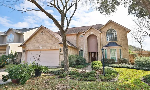 $2,895 | 7502 Holly Court Estates, Houston, TX 77095