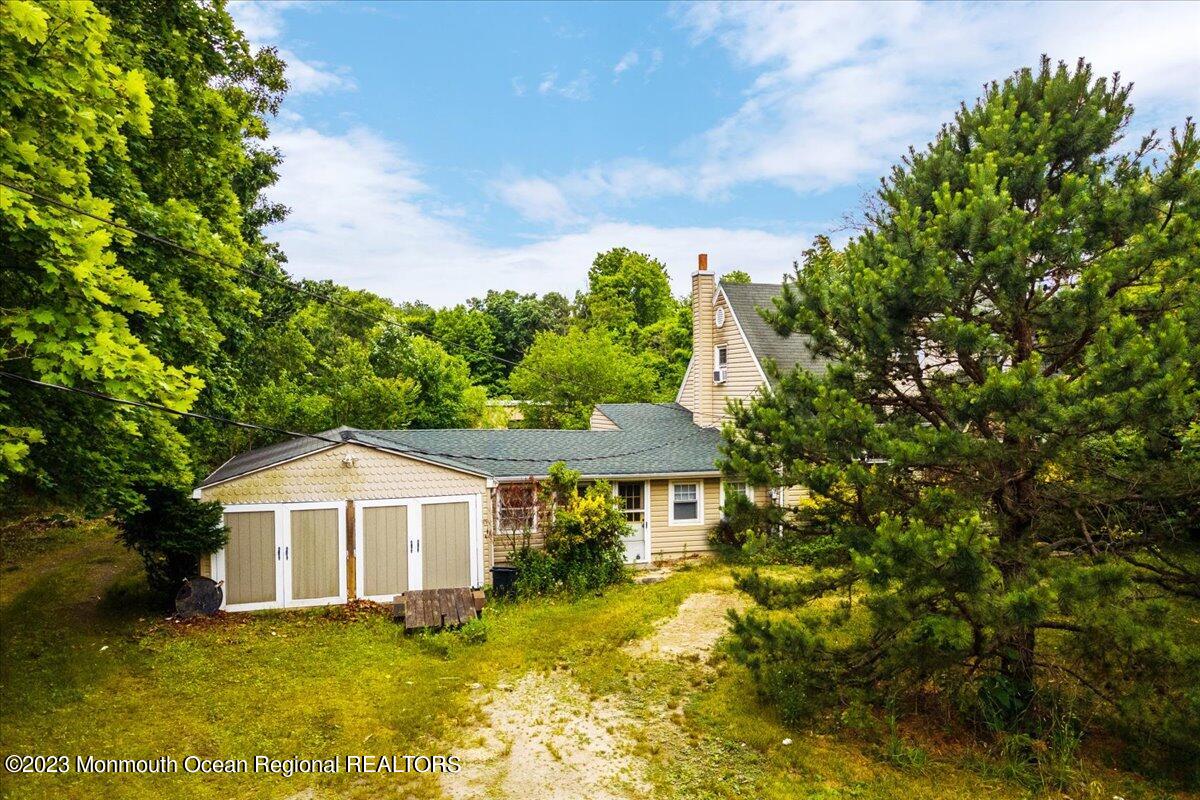 1039 Maxim Southard Road Howell, NJ 07731 - Photo 28 of 37 26-1039MaximSouthardRd_026