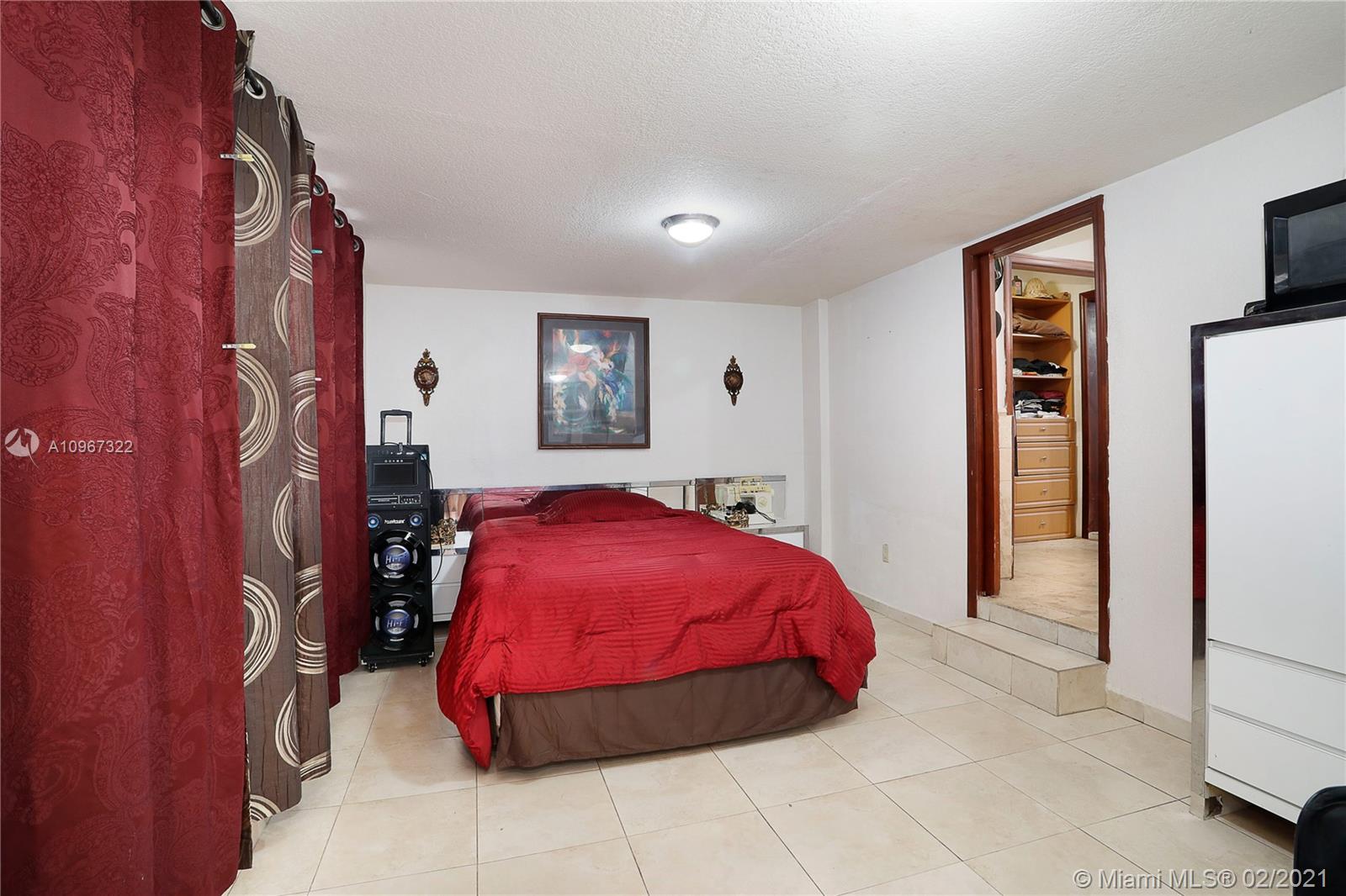 2351 Southwest 7th Street Miami, FL 33135 - Photo 12 of 27