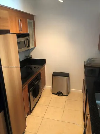 $2,935 | 325 South Biscayne Boulevard, Unit 2016, Miami, FL 33131