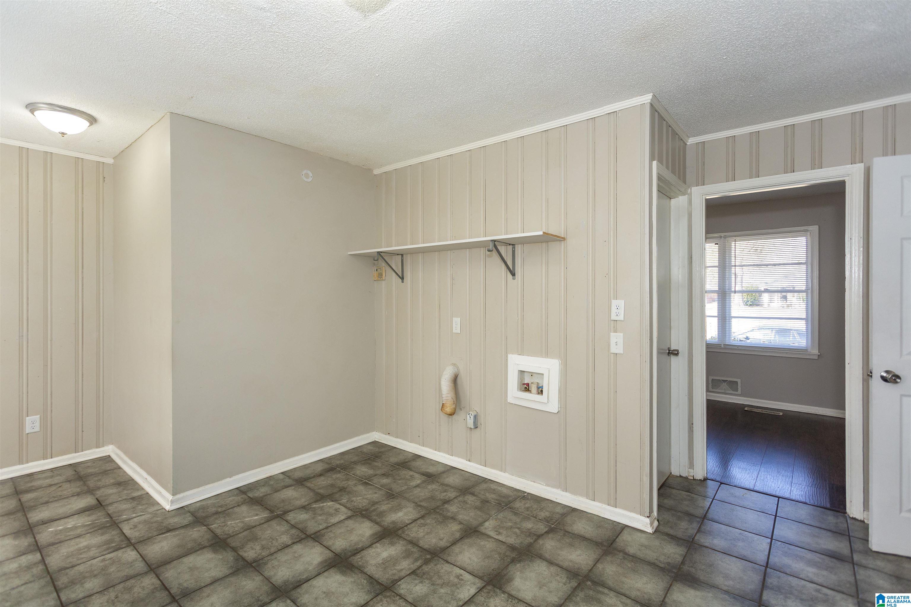 308 6th Street South Bessemer, AL 35020 - Photo 14 of 33