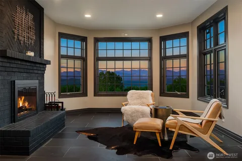 $11,250,000 | 26408 Northeast 70th Street, Redmond, WA 98053
