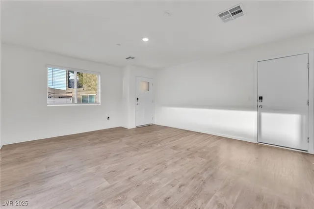 $380,000 | 2835 Atomic Tangerine Way, Unit 6, Las Vegas, NV 89183