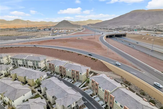 $380,000 | 2835 Atomic Tangerine Way, Unit 6, Las Vegas, NV 89183