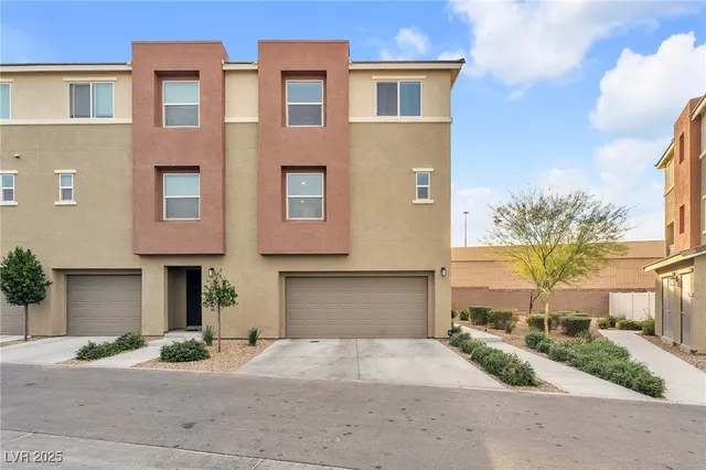 $380,000 | 2835 Atomic Tangerine Way, Unit 6, Las Vegas, NV 89183