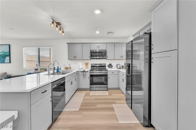 $380,000 | 2835 Atomic Tangerine Way, Unit 6, Las Vegas, NV 89183