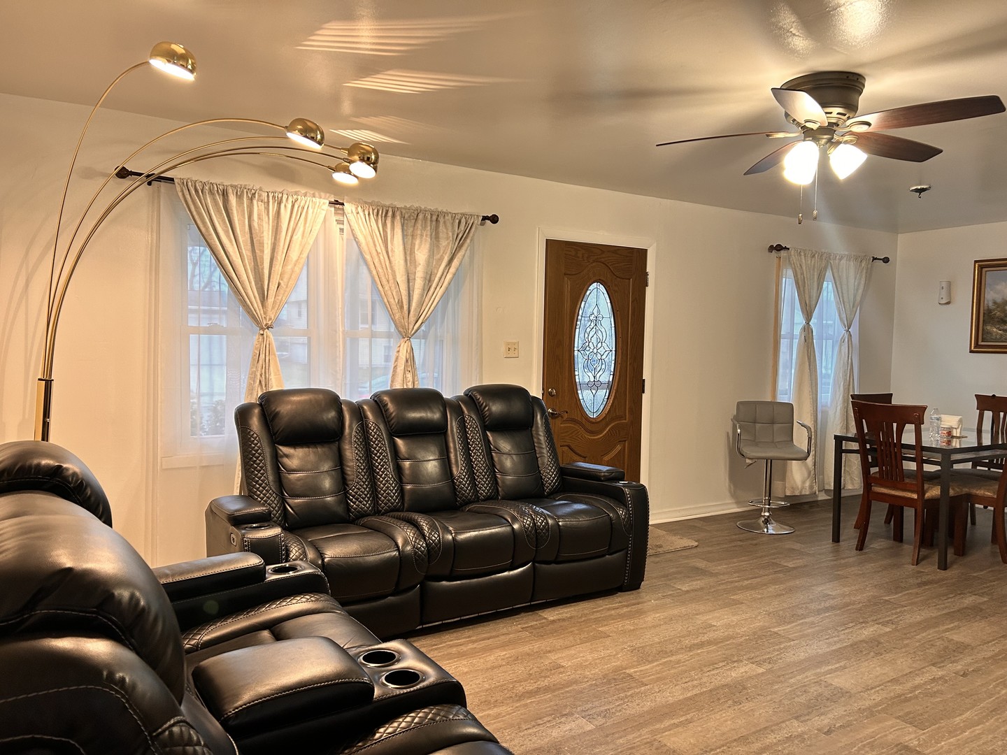 218 Montrose Drive Romeoville, IL 60446 - Photo 4 of 17