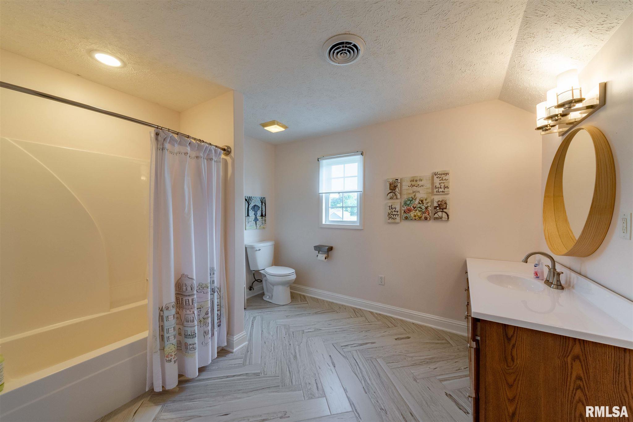 12697 Hudgens Road Marion, IL 62959 - Photo 27 of 36 Gallery Image 27