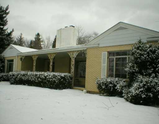 59 Crossridge Road Charleroi, PA 15022 - Photo 1 of 8 Exterior Front.