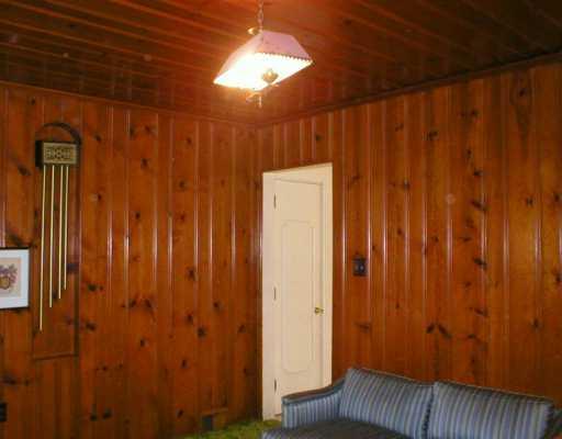59 Crossridge Road Charleroi, PA 15022 - Photo 5 of 8 Den/Family/Great Room.