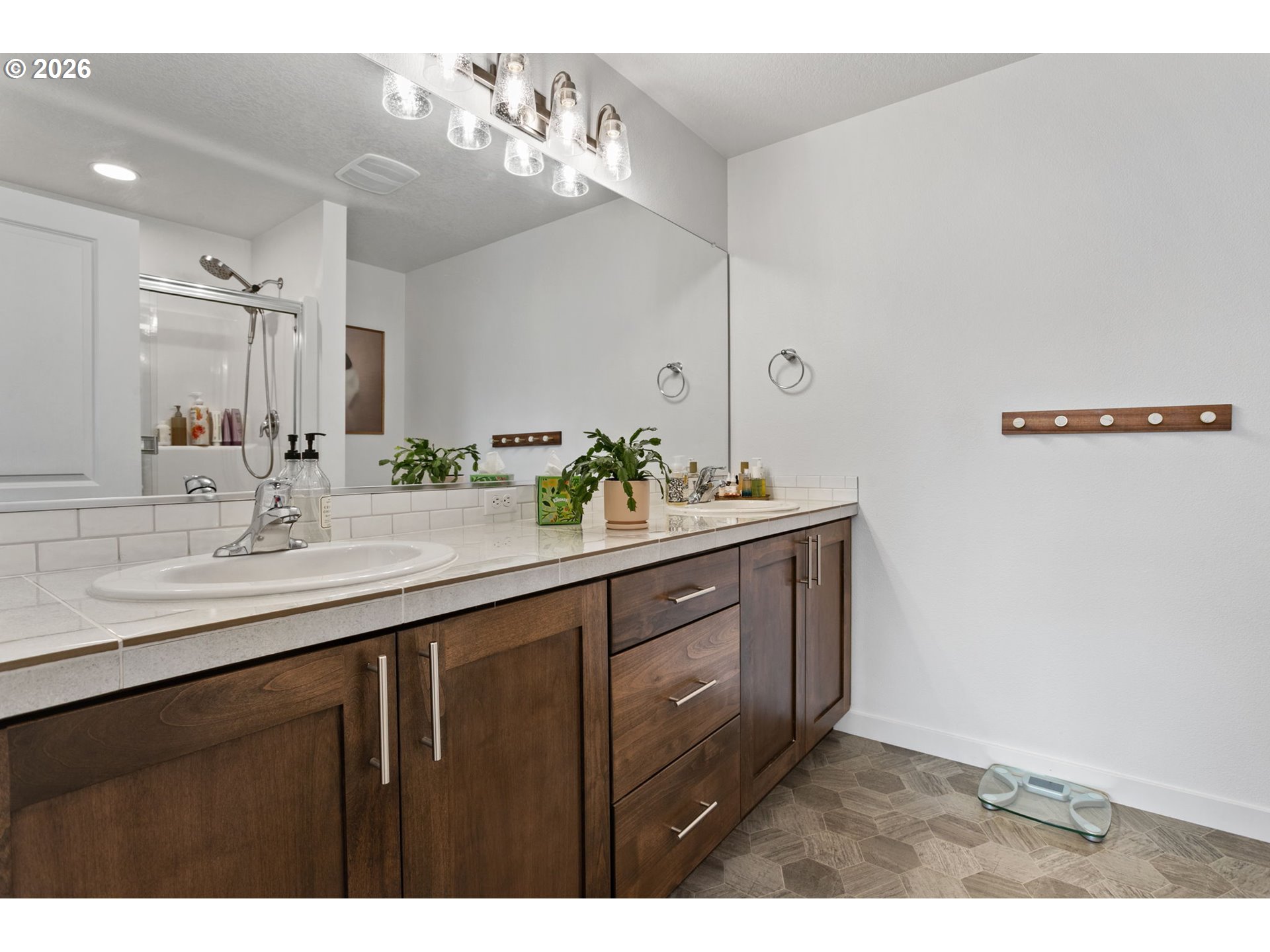 808 South 23rd Avenue Cornelius, OR 97113 - Photo 19 of 36 a bathroom with a sink double vanity and a mirror