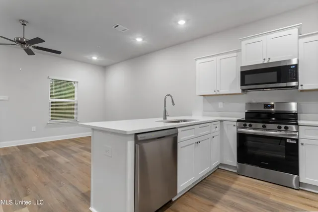 $2,200 | 111 Harper Grove Circle, Ocean Springs, MS 39564