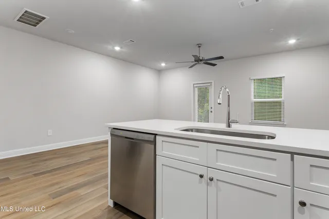 $2,200 | 111 Harper Grove Circle, Ocean Springs, MS 39564