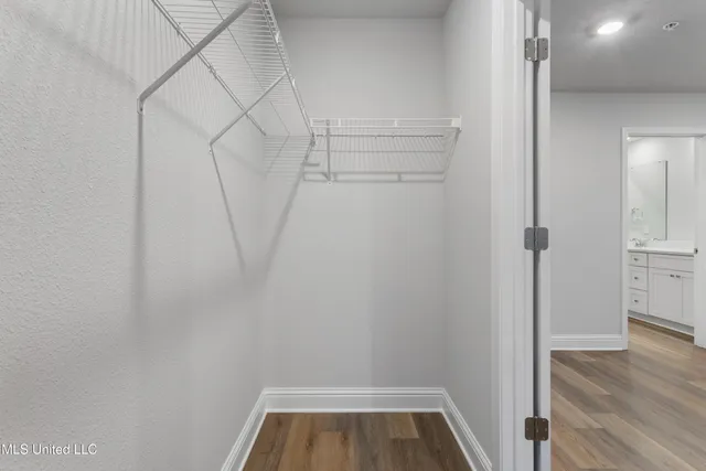 $2,200 | 111 Harper Grove Circle, Ocean Springs, MS 39564