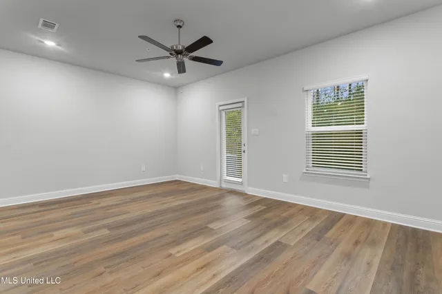 $2,200 | 111 Harper Grove Circle, Ocean Springs, MS 39564