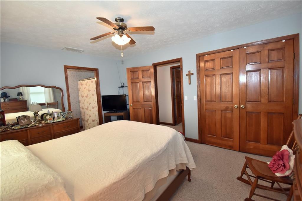 880 Centennial Road Martinsville, IN 46151 - Photo 14 of 43 Gallery Image 14