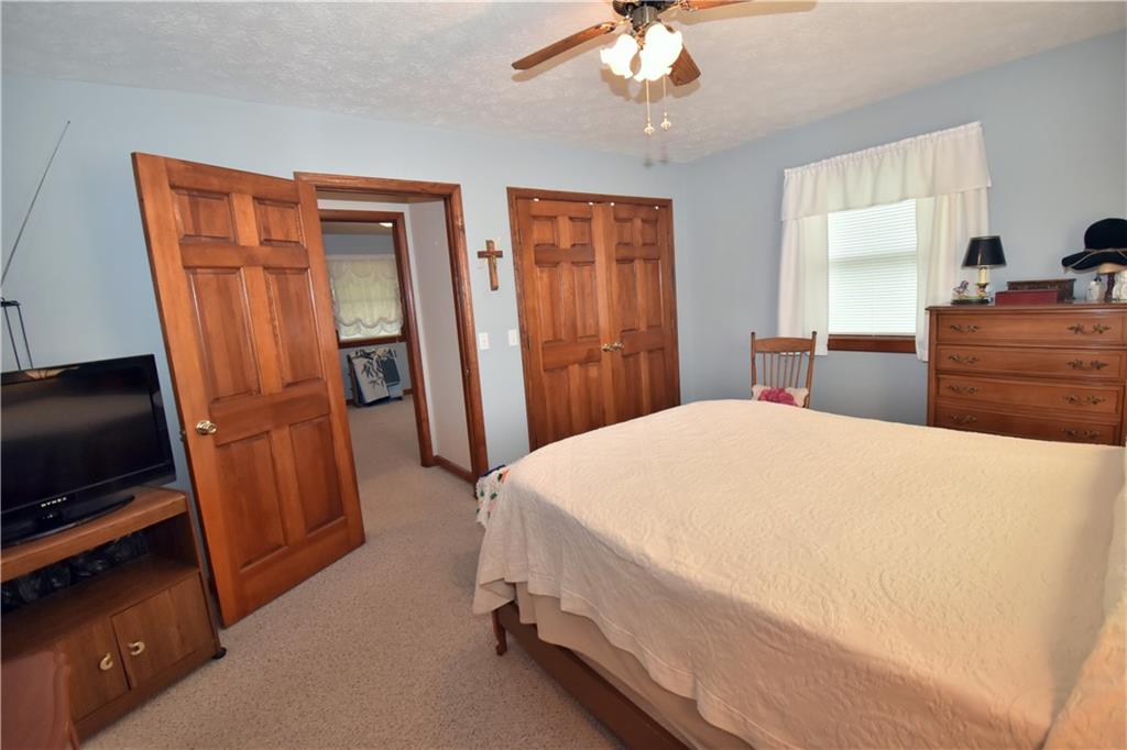 880 Centennial Road Martinsville, IN 46151 - Photo 15 of 43 Gallery Image 15