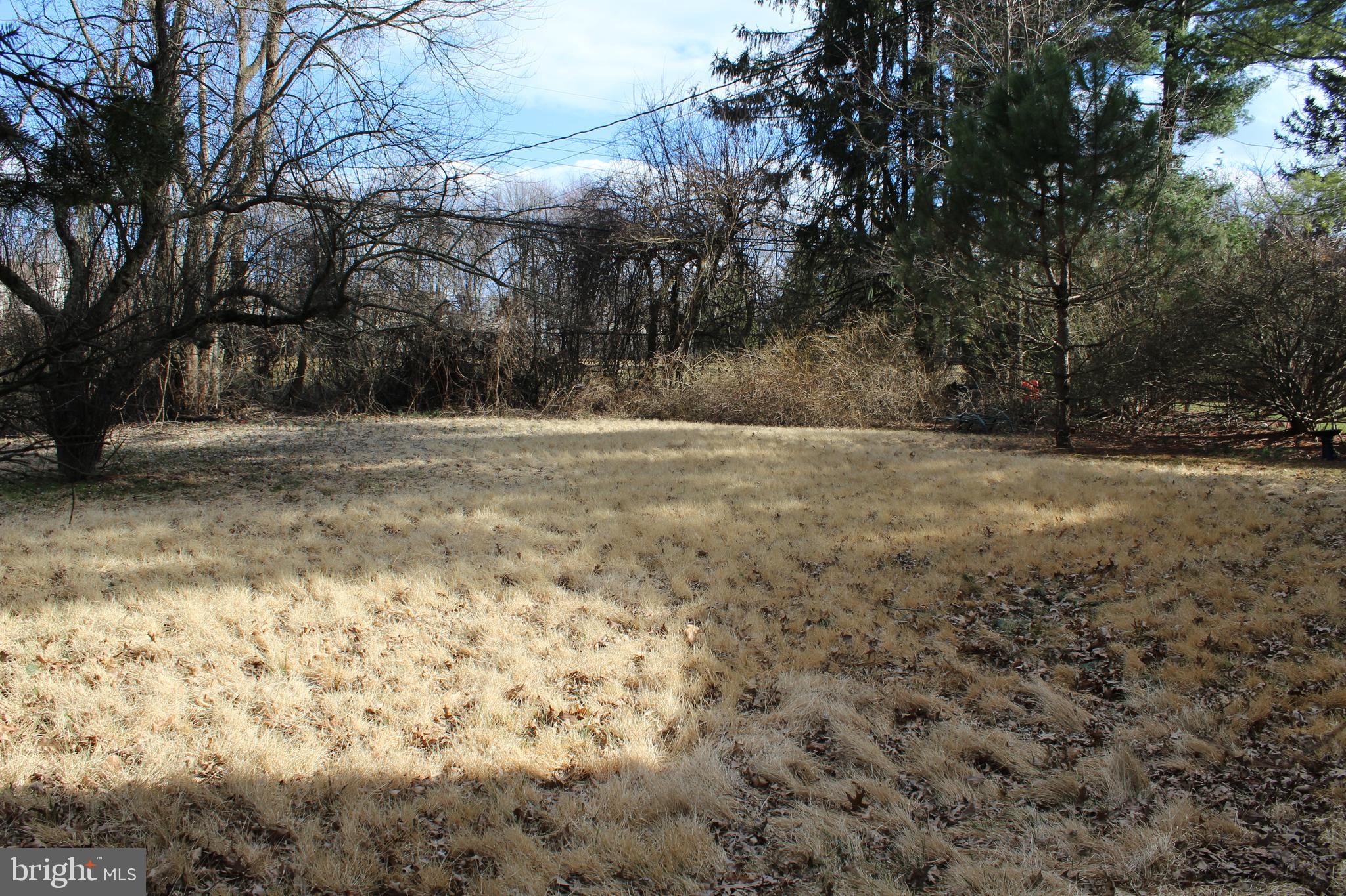 318 Valley Road Oreland, PA 19075 - Photo 2 of 18 Gallery Image 2