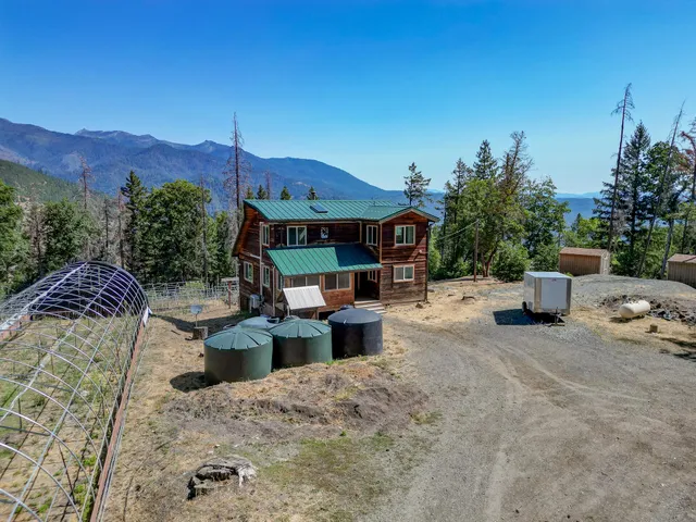 $499,000 | 311 Ward Placer Place, Weaverville, CA 96093
