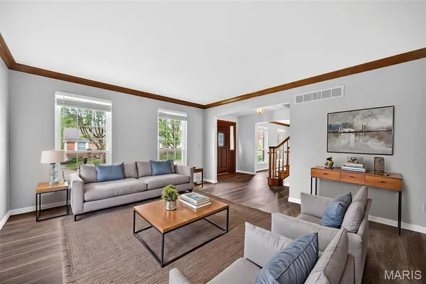 $425,000 | 842 Ridgetop Circle, St. Charles, MO 63304