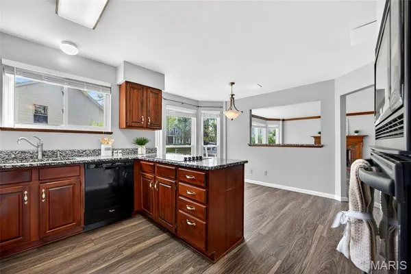 $425,000 | 842 Ridgetop Circle, St. Charles, MO 63304