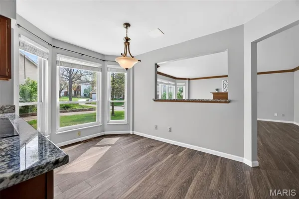 $425,000 | 842 Ridgetop Circle, St. Charles, MO 63304
