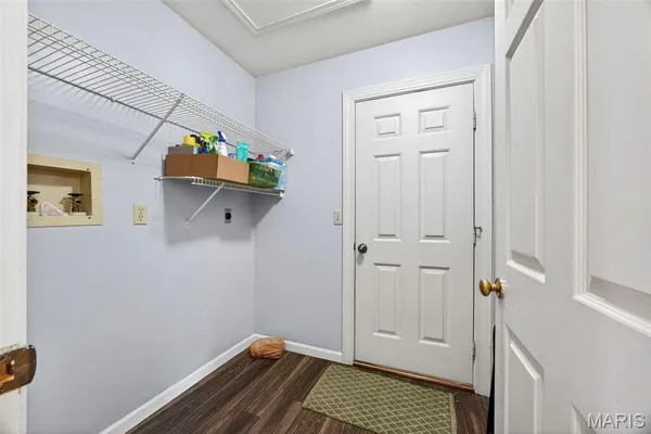 $425,000 | 842 Ridgetop Circle, St. Charles, MO 63304