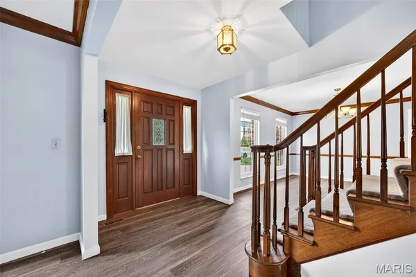 $425,000 | 842 Ridgetop Circle, St. Charles, MO 63304