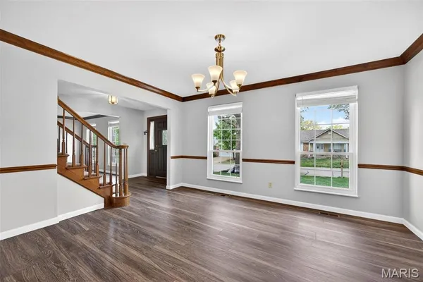 $425,000 | 842 Ridgetop Circle, St. Charles, MO 63304