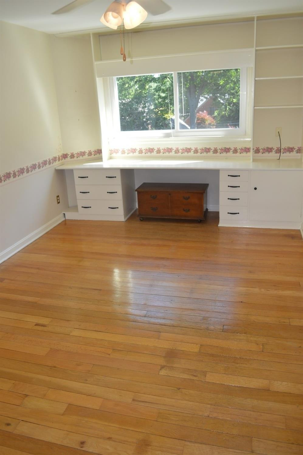 421 Cochran Road Lexington, KY 40502 - Photo 16 of 40 Listing Photo