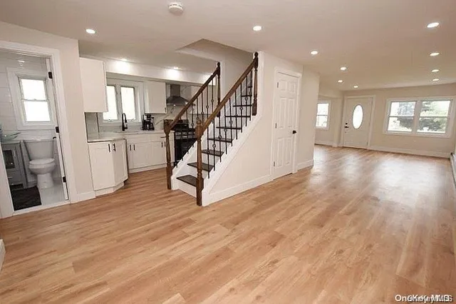 $1,099,999 | 74 Davis Street, East Rockaway, NY 11518