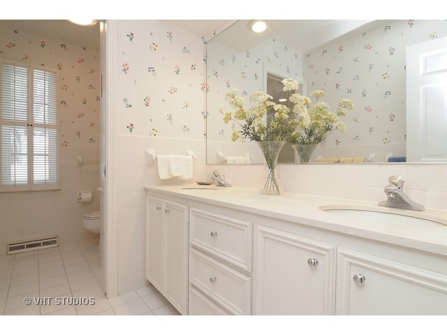 1262 West Deerpath Road Lake Forest, IL 60045 - Photo 16 of 20
