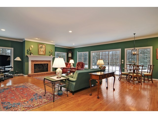 1262 West Deerpath Road Lake Forest, IL 60045 - Photo 10 of 20