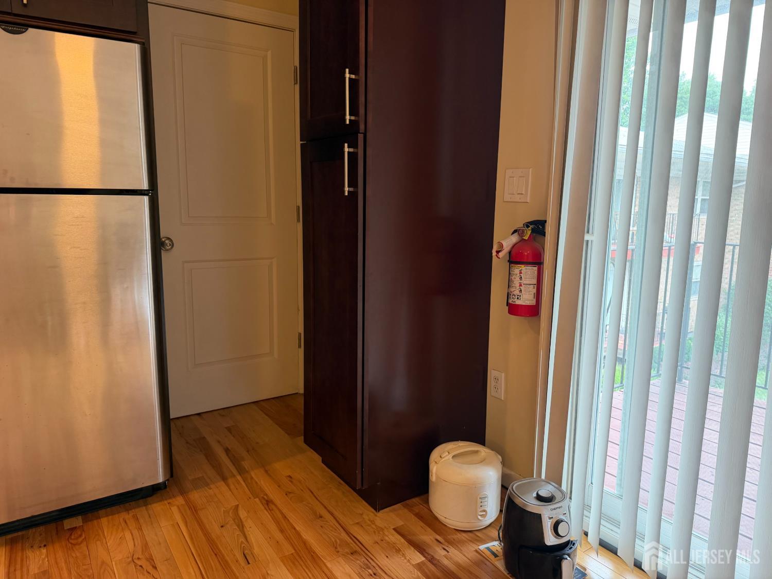 160 Evergreen Road, Unit 20B Edison, NJ 08837 - Photo 8 of 26 Gallery Image 8