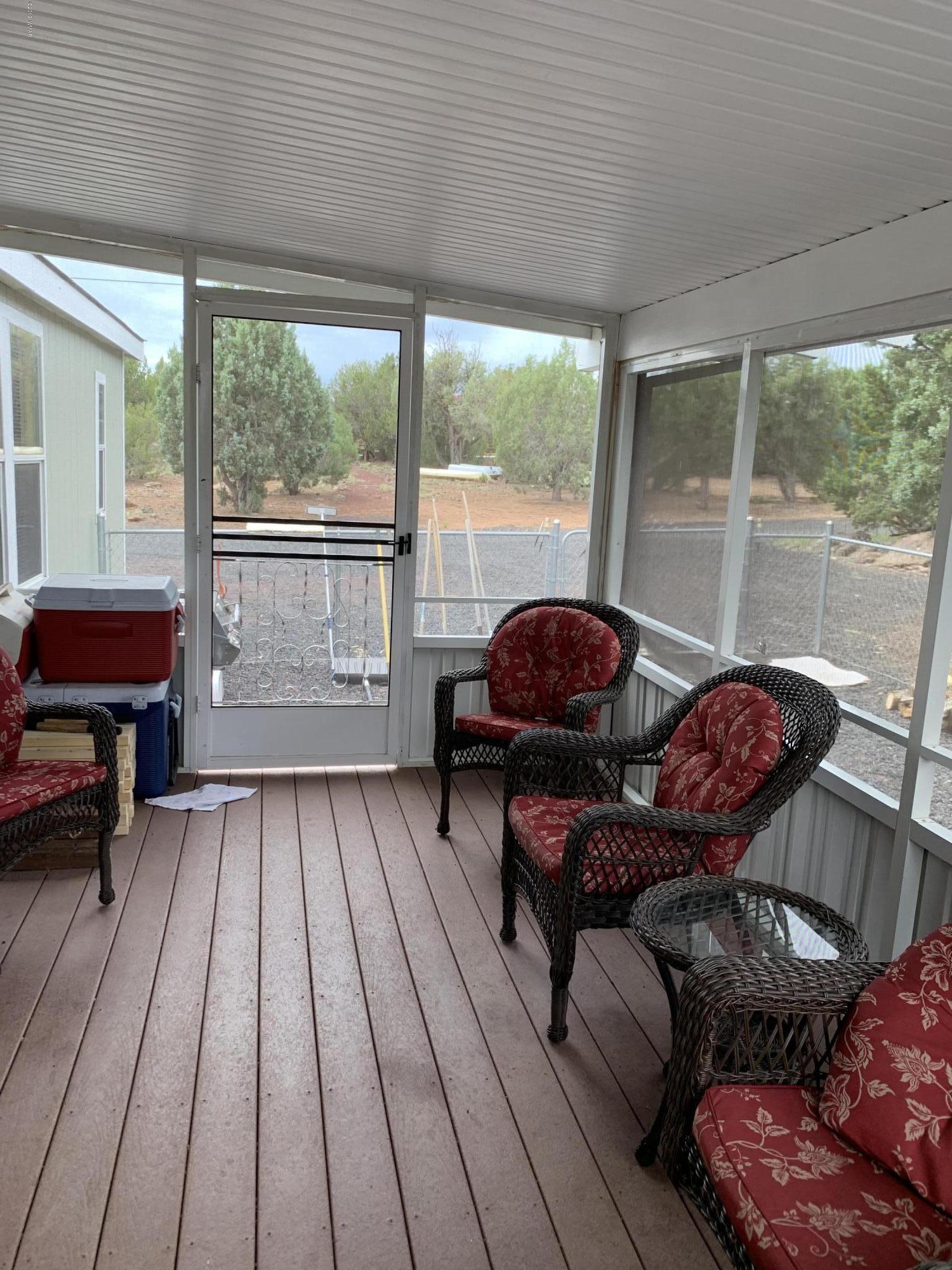 2064 Parker Ranch Road Show Low, AZ 85901 - Photo 17 of 29 Gallery Image 17