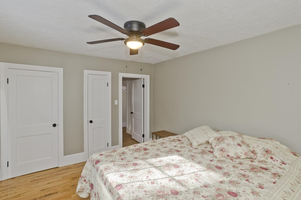 357 Southampton Road Westfield, MA 01085 - Photo 14 of 25 Gallery Image 14