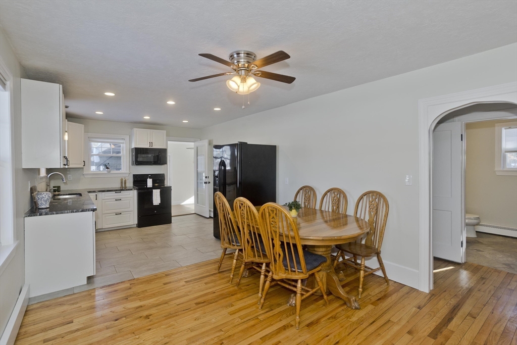 357 Southampton Road Westfield, MA 01085 - Photo 7 of 25 Gallery Image 7