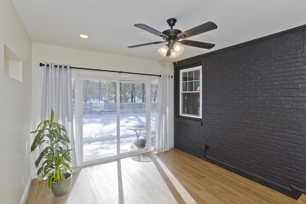 357 Southampton Road Westfield, MA 01085 - Photo 9 of 25 Gallery Image 9