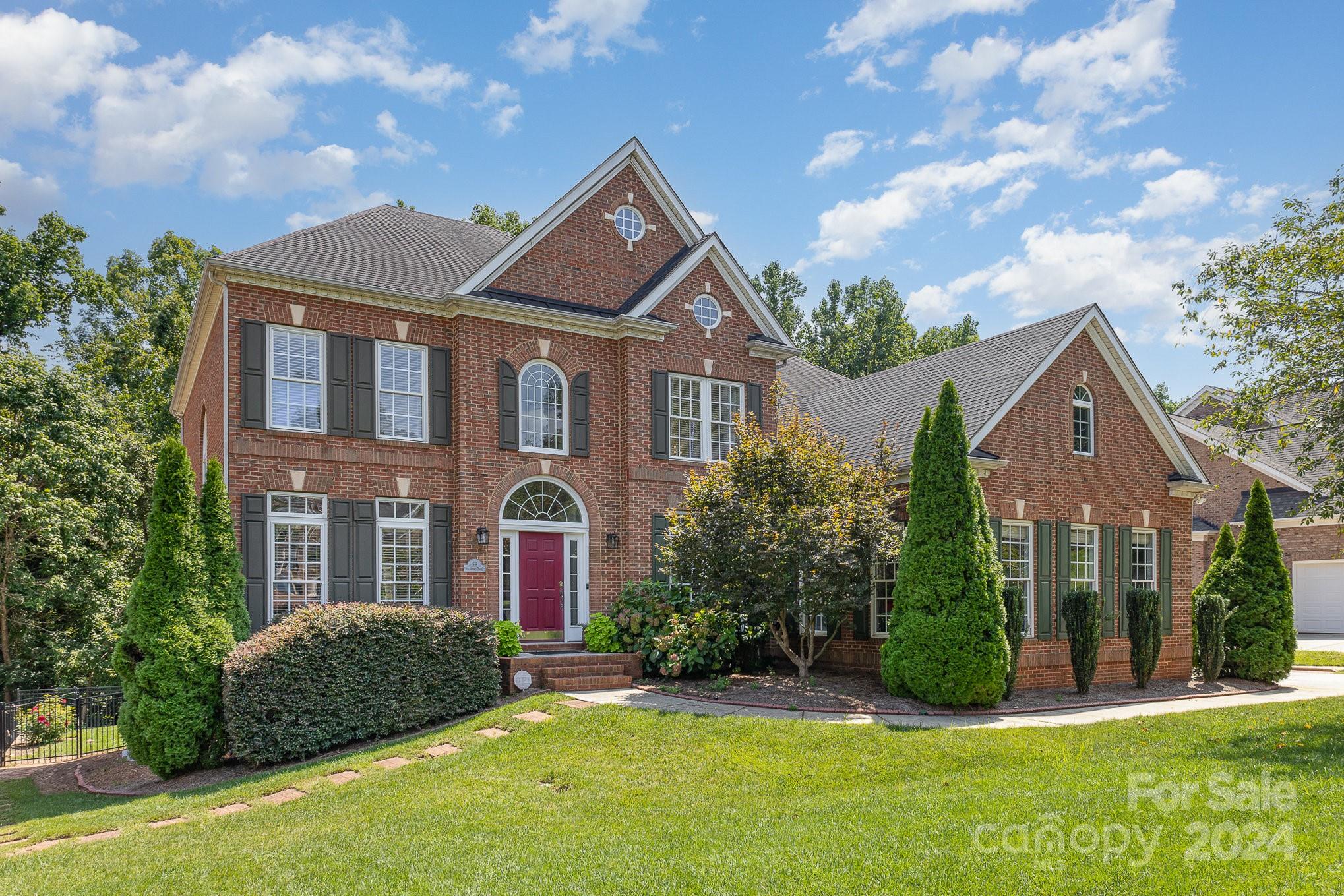 168 Melbourne Drive Fort Mill, SC 29708 - Photo 2 of 39