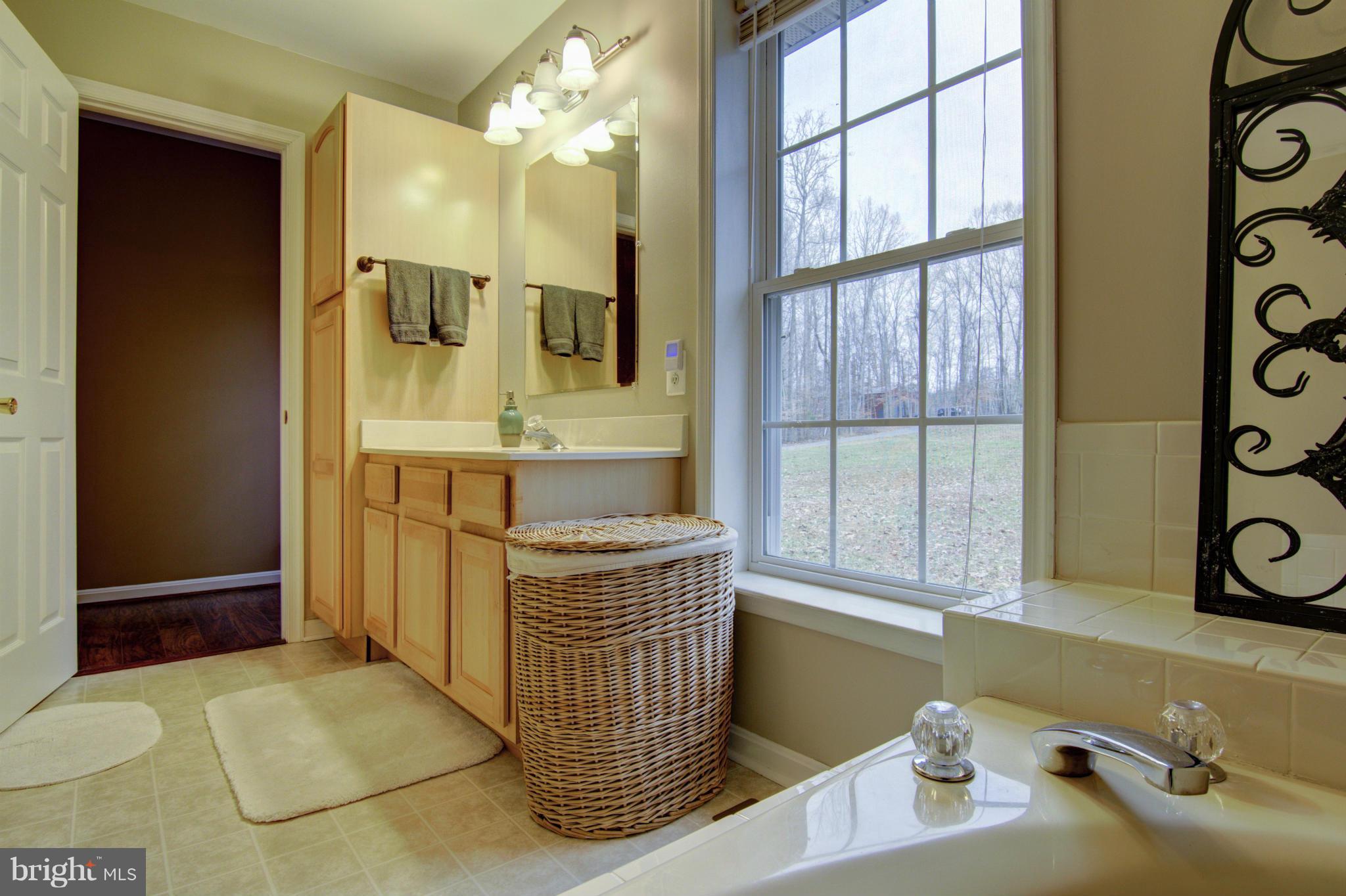 270 Tacketts Mill Road Stafford, VA 22556 - Photo 24 of 30 Bath (Master)
